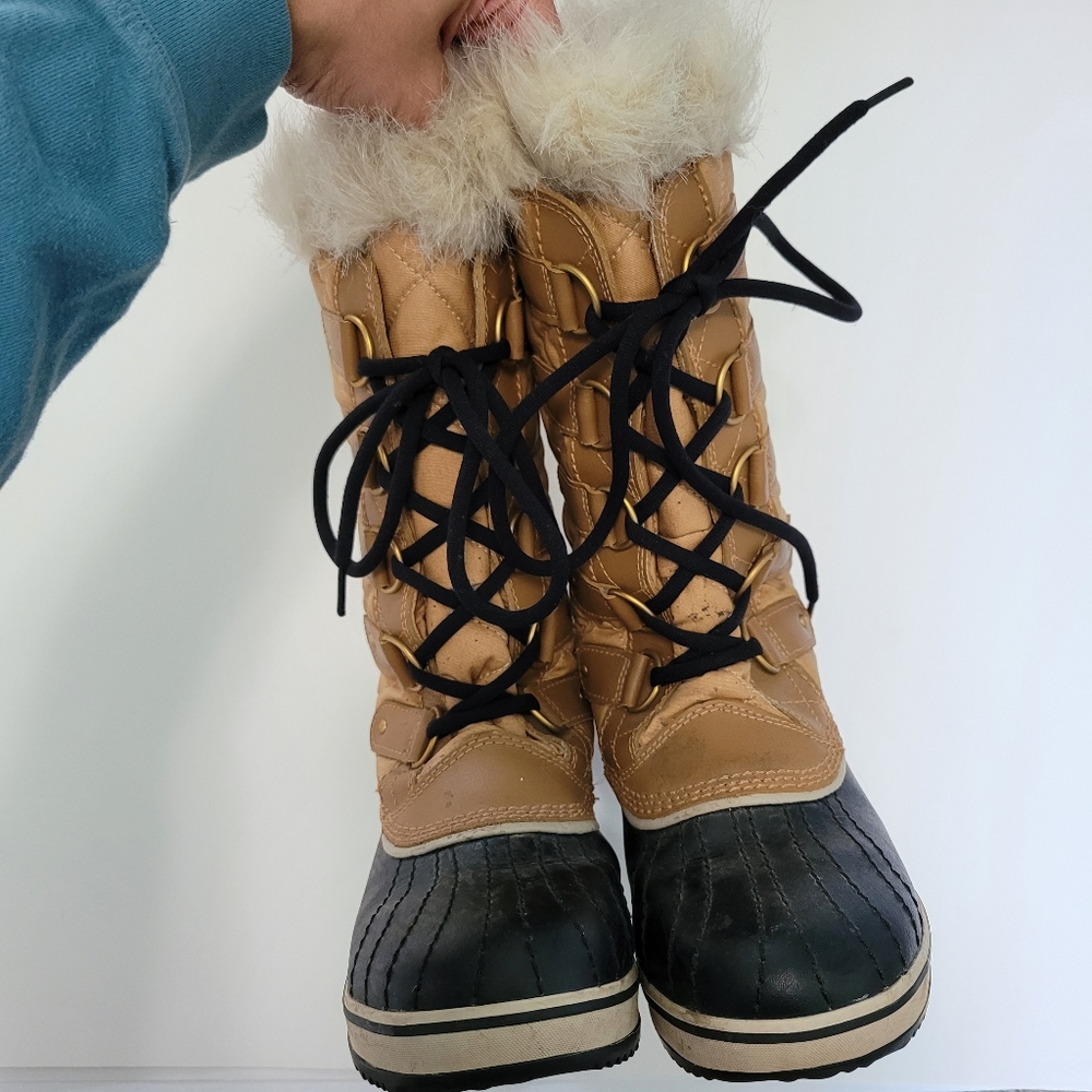 Sorel Women's Tofino Cate Boot -Curry/Black - Picture 4 of 12